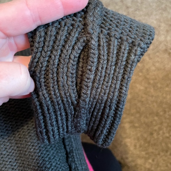 Lululemon Sweater - Picture 5 of 6